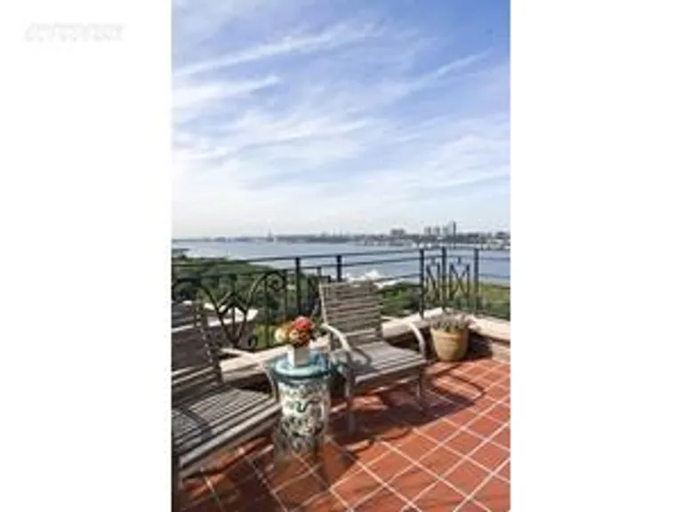 New York City Real Estate | View 100 Riverside Drive, 19D | room 3 | View 4