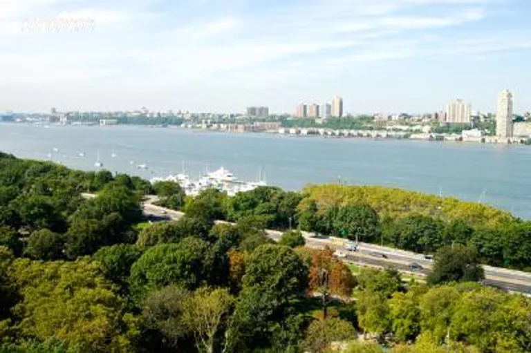 New York City Real Estate | View 100 Riverside Drive, 19D | room 5 | View 6