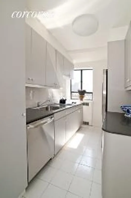 New York City Real Estate | View 100 Riverside Drive, 19D | room 8 | View 9