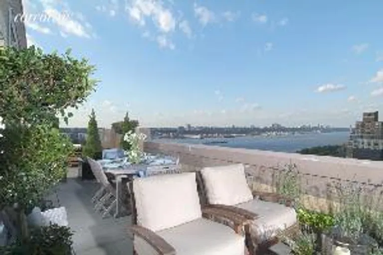 New York City Real Estate | View 186 Riverside Drive, 16C | 1 Bed, 1 Bath | View 1