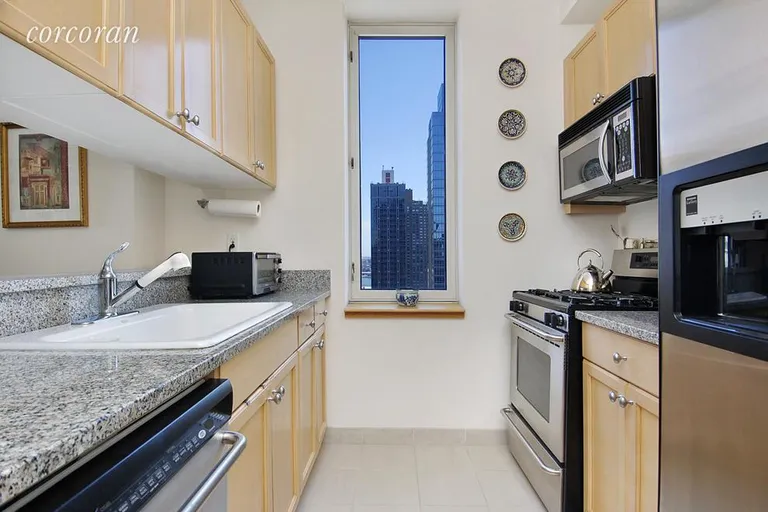 New York City Real Estate | View 1760 Second Avenue, 20A | room 2 | View 3