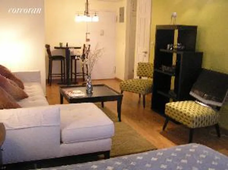 New York City Real Estate | View 185 Hall Street, 1117 | room 1 | View 2