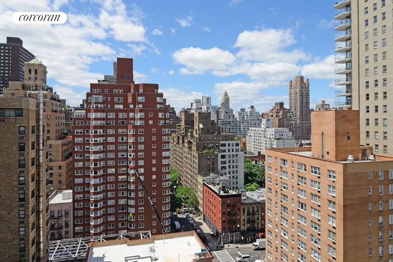 New York City Real Estate | View 315 East 72Nd Street, 18H | room 17 | View 18