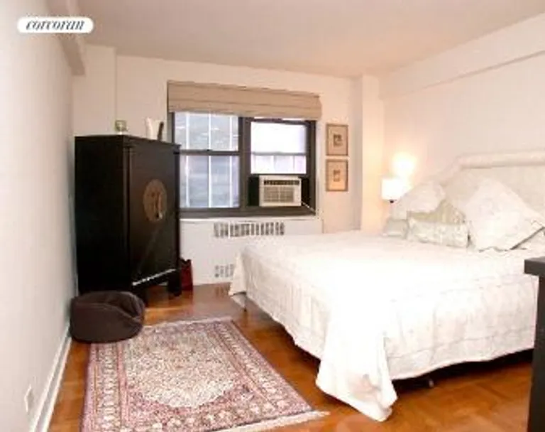 New York City Real Estate | View 135 East 54th Street, 8D | room 1 | View 2
