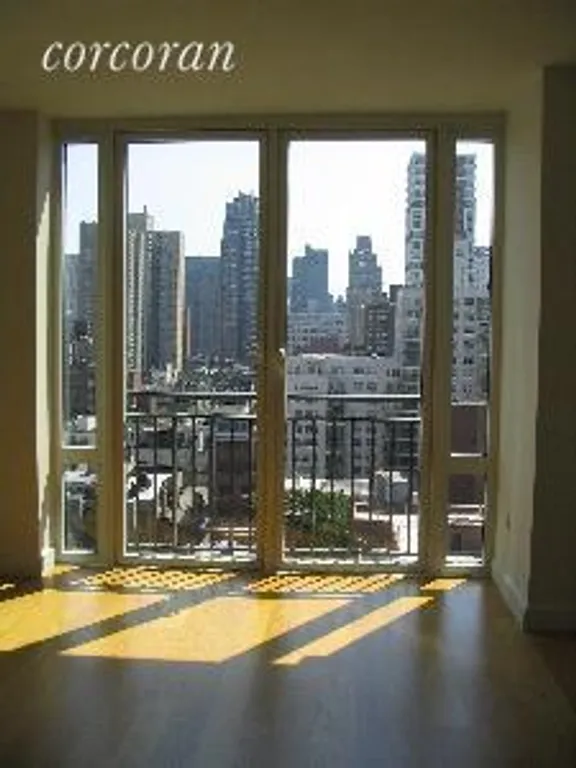 New York City Real Estate | View 408 East 79th Street, 14C | room 2 | View 3