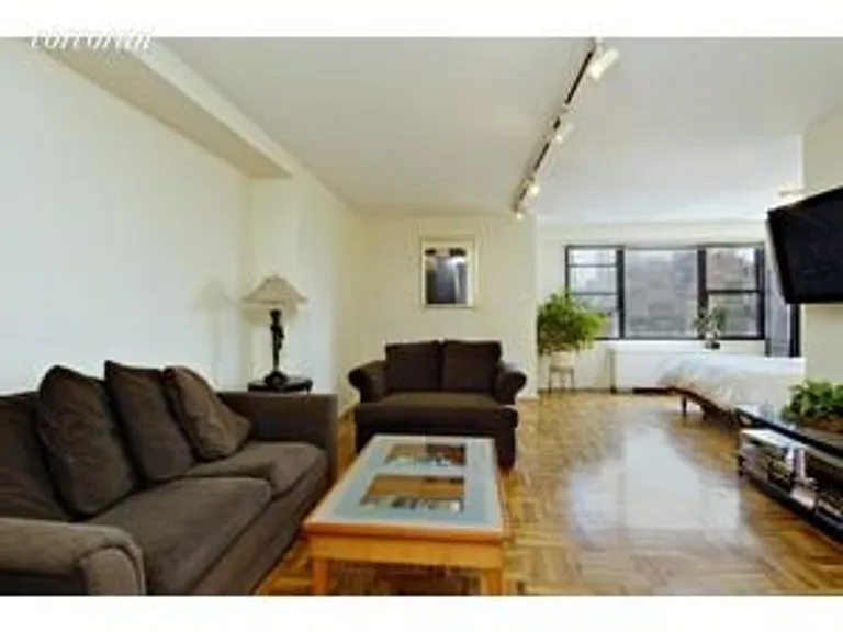 New York City Real Estate | View 200 East 74th Street, 16G | 1 Bath | View 1