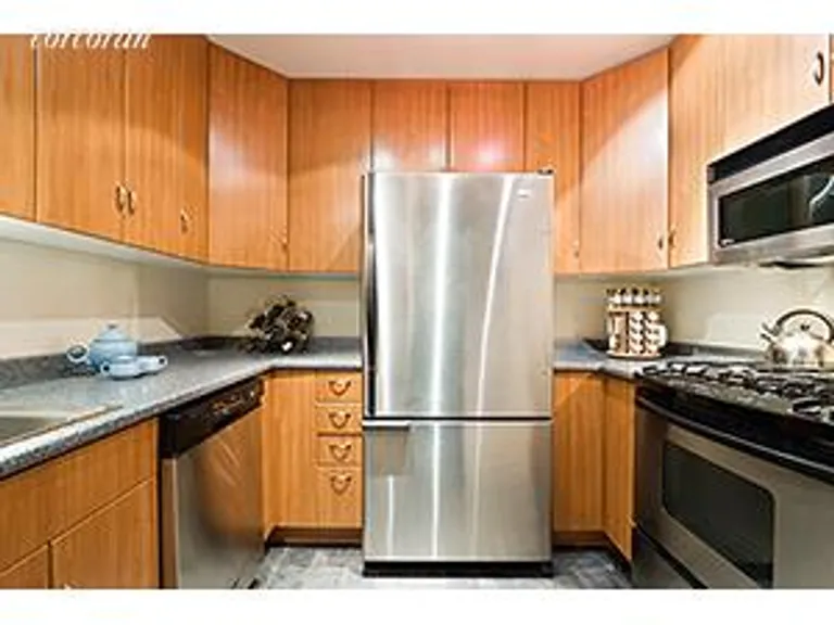New York City Real Estate | View 13 West 13th Street, 6CS | room 2 | View 3