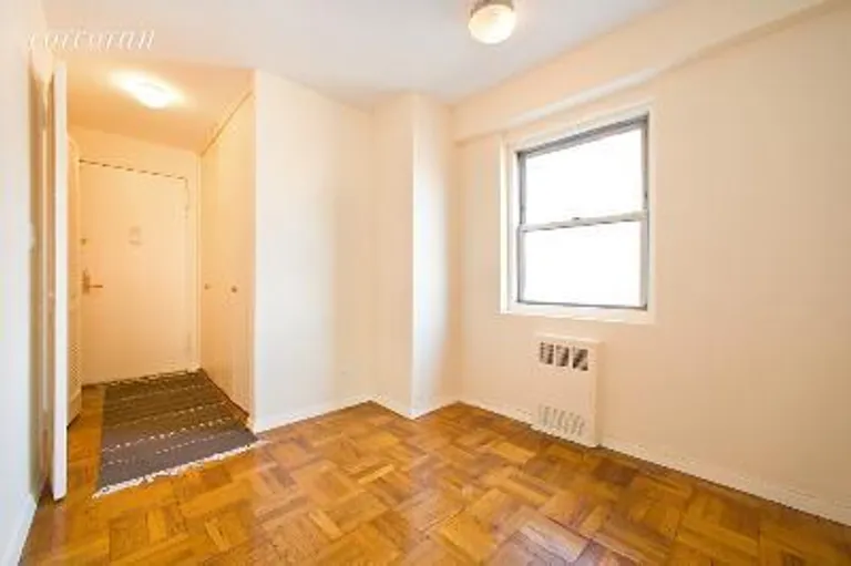 New York City Real Estate | View 69 West 9th Street, 11J | room 2 | View 3