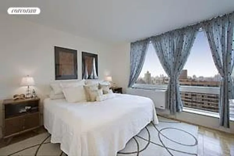 New York City Real Estate | View 215-217 East 96th Street, 34G | room 2 | View 3