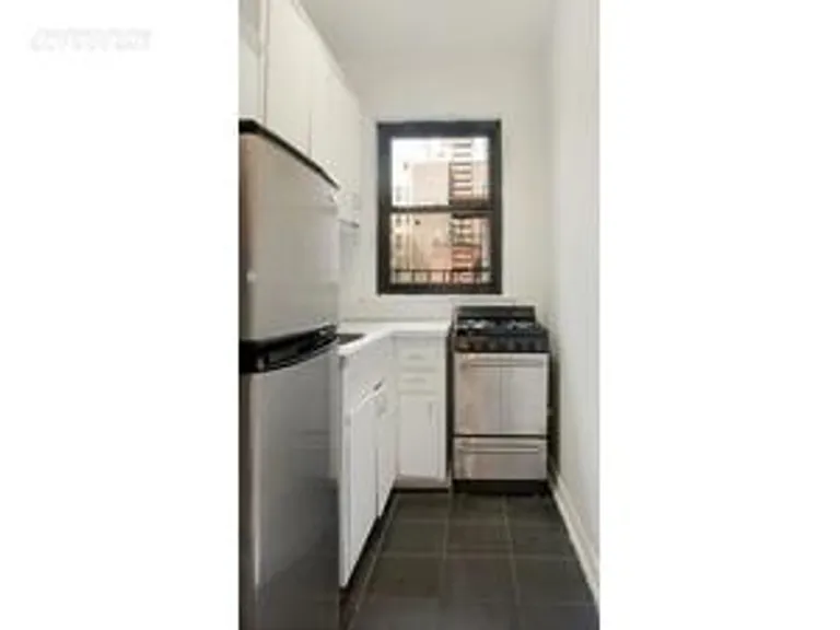 New York City Real Estate | View 70 Clark Street, 3J | room 2 | View 3