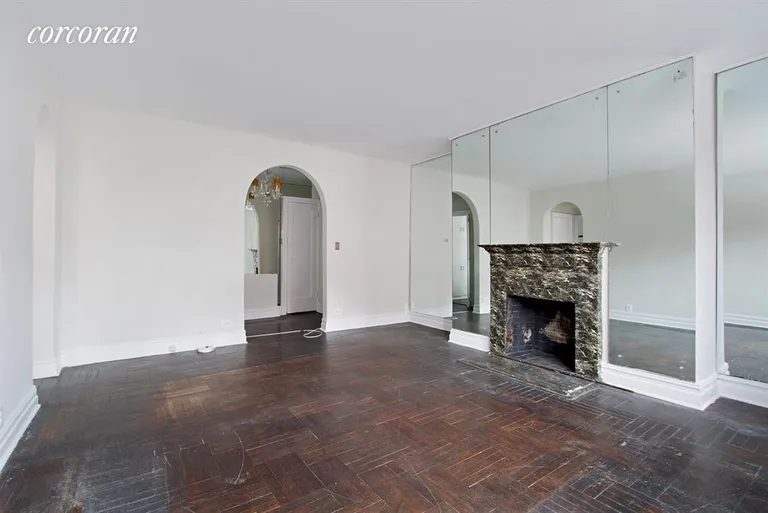 New York City Real Estate | View 210 Sixth Avenue, 3A | Living Room | View 2