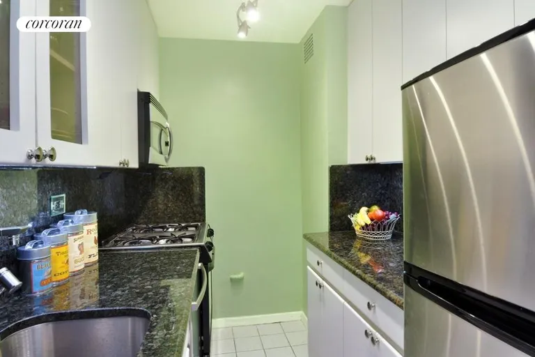 New York City Real Estate | View 392 Central Park West, 15H | room 3 | View 4