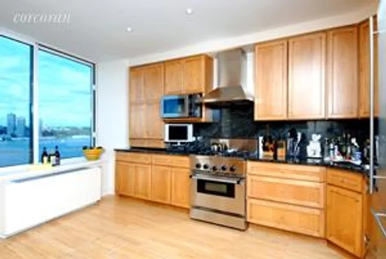 New York City Real Estate | View 200 Riverside Boulevard, 15KL | room 1 | View 2