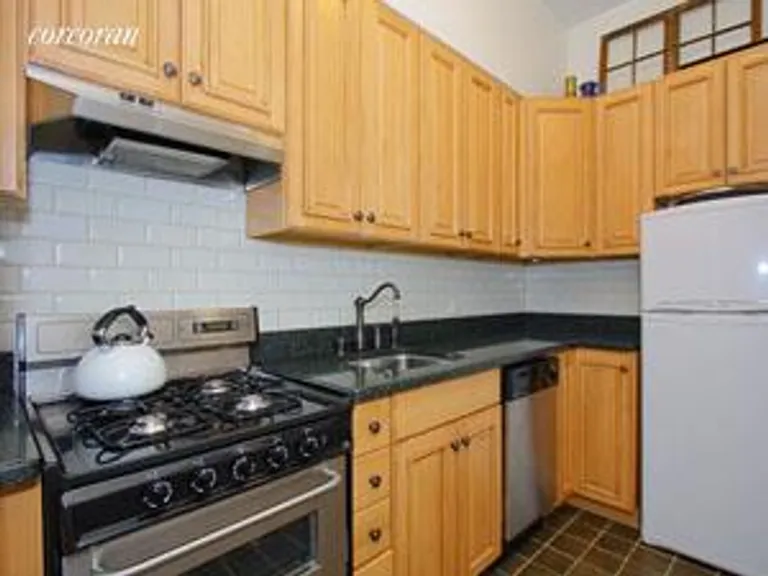 New York City Real Estate | View 123 Henry Street, 1C | room 1 | View 2