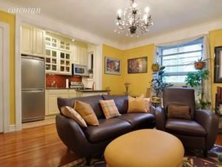 New York City Real Estate | View 59 Pineapple Street, 6A | 1 Bed, 1 Bath | View 1