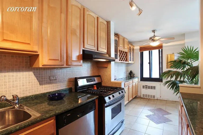 New York City Real Estate | View 195 Willoughby Avenue, 1112 | Kitchen | View 2