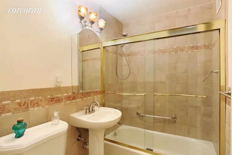 New York City Real Estate | View 195 Willoughby Avenue, 1112 | Bathroom | View 3