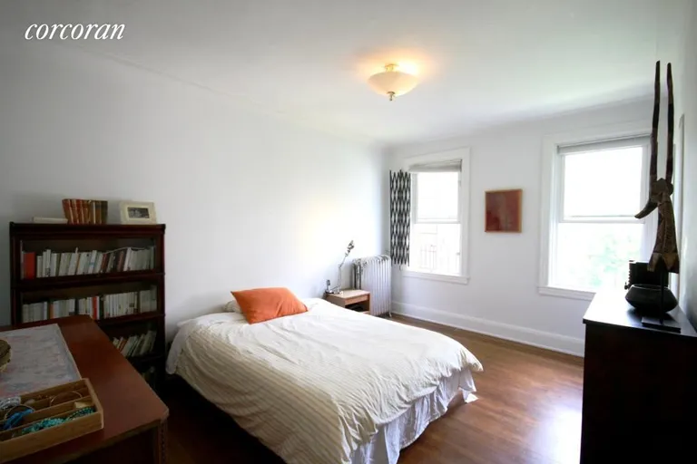 New York City Real Estate | View 179 Montrose Avenue | room 3 | View 4