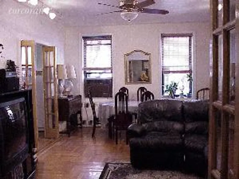 New York City Real Estate | View 30 Ocean Parkway, 1F | 3 Beds, 2 Baths | View 1