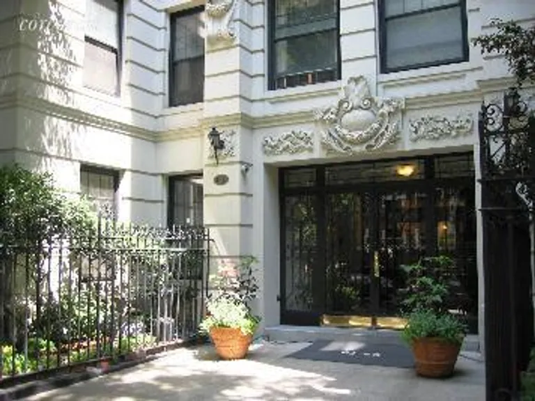 New York City Real Estate | View 61 Pierrepont Street, 35 | 1 Bath | View 1
