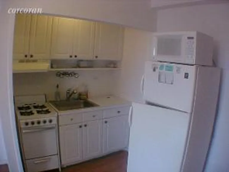New York City Real Estate | View 122 Ashland Place, 16E | room 2 | View 3