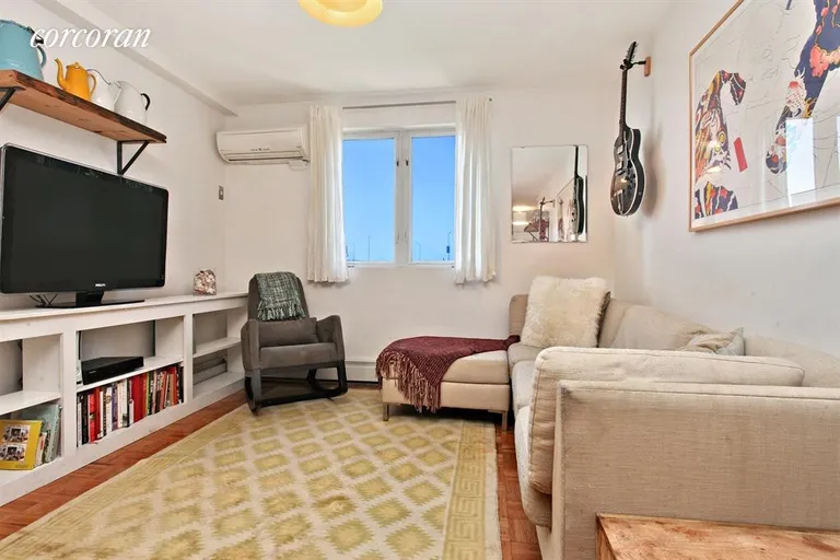 New York City Real Estate | View 162 Huntington Street, 4R | 2 Beds, 2 Baths | View 1