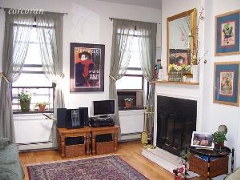 New York City Real Estate | View 40 3rd Street, 8 | 1 Bed, 1 Bath | View 1