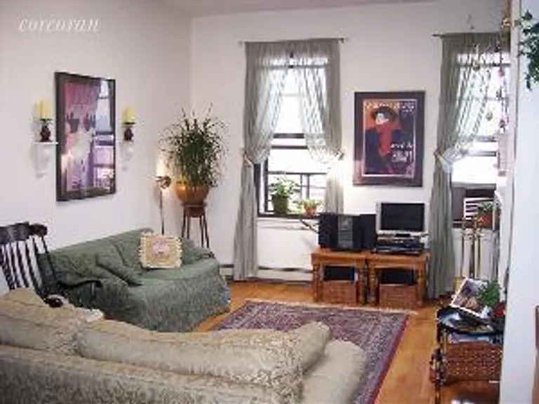 New York City Real Estate | View 40 3rd Street, 8 | room 1 | View 2