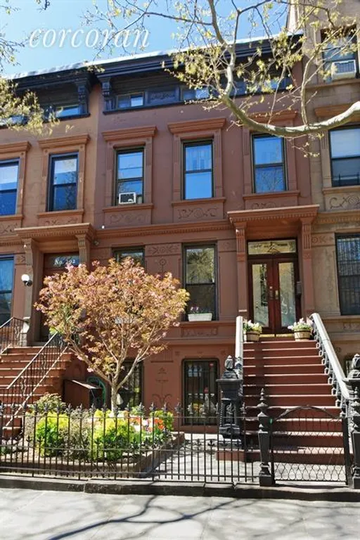 New York City Real Estate | View 290 6th Avenue | 7.5 Beds, 4.5 Baths | View 1