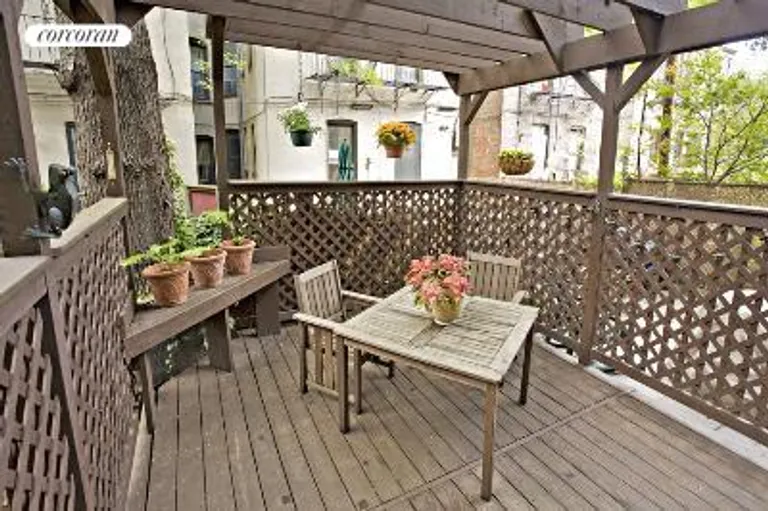 New York City Real Estate | View 719 Carroll Street, 1L | room 3 | View 4