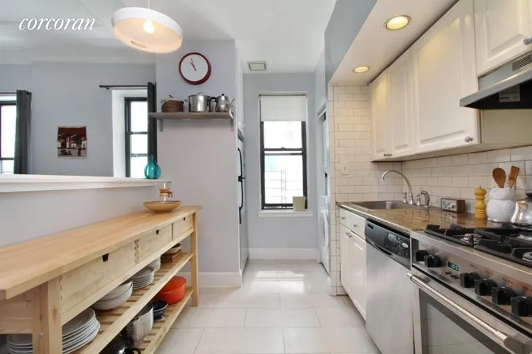 New York City Real Estate | View 274 Saint Johns Place, 4C | room 1 | View 2