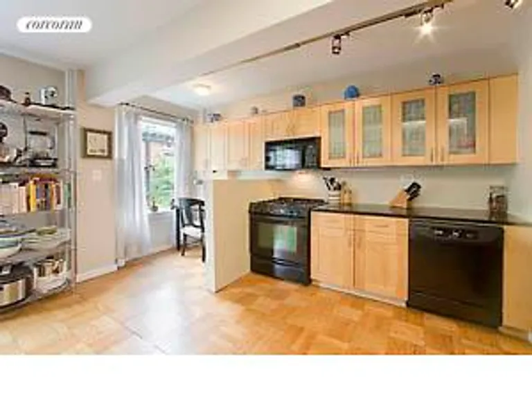 New York City Real Estate | View 100 Remsen Street, 4J | room 1 | View 2