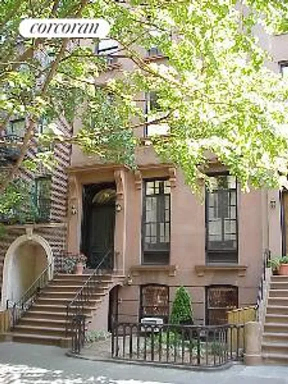 New York City Real Estate | View 18 Monroe Place, GARDEN | room 2 | View 3
