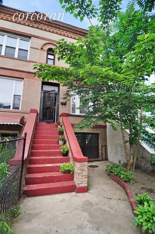 New York City Real Estate | View 433 Prospect Place | 4 Beds, 3 Baths | View 1