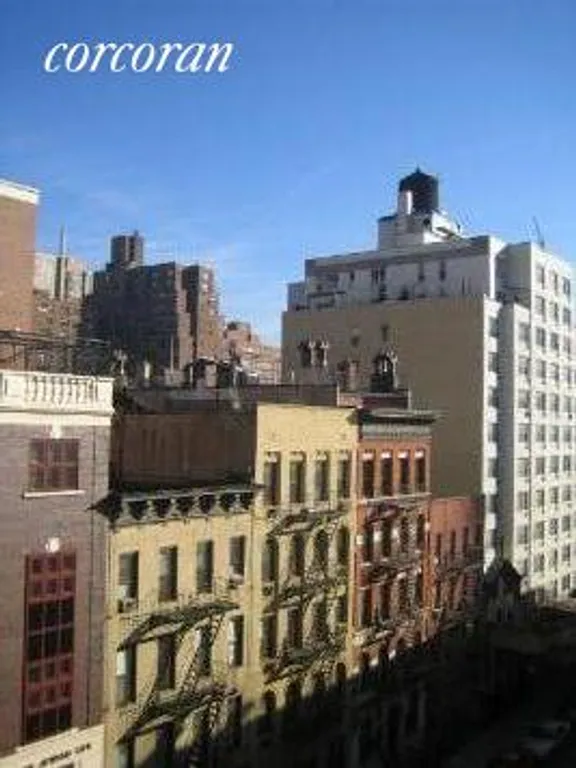 New York City Real Estate | View 400 East 77th Street, 7C | room 2 | View 3