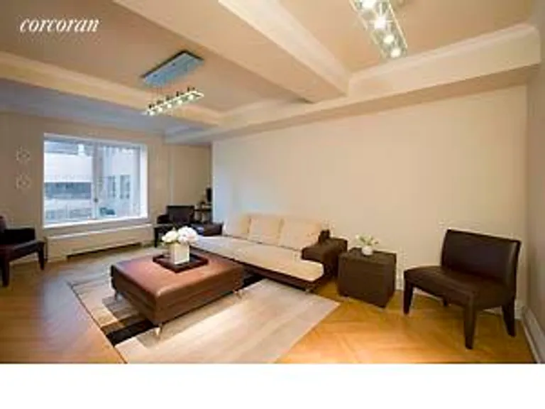 New York City Real Estate | View 502 Park Avenue, 16F | 1 Bed, 1 Bath | View 1