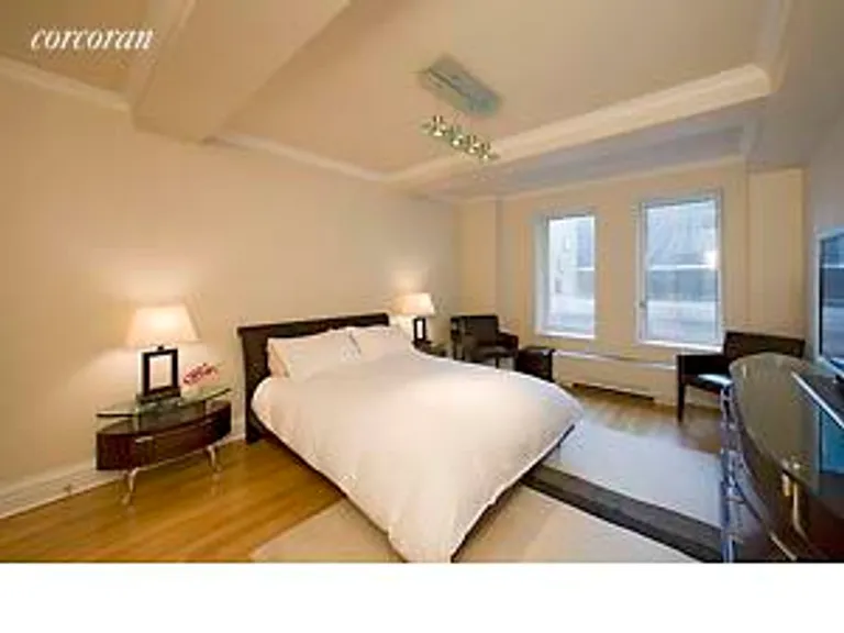 New York City Real Estate | View 502 Park Avenue, 16F | room 2 | View 3