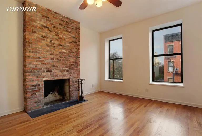 New York City Real Estate | View 728 Sackett Street, 3R | Living Room | View 5