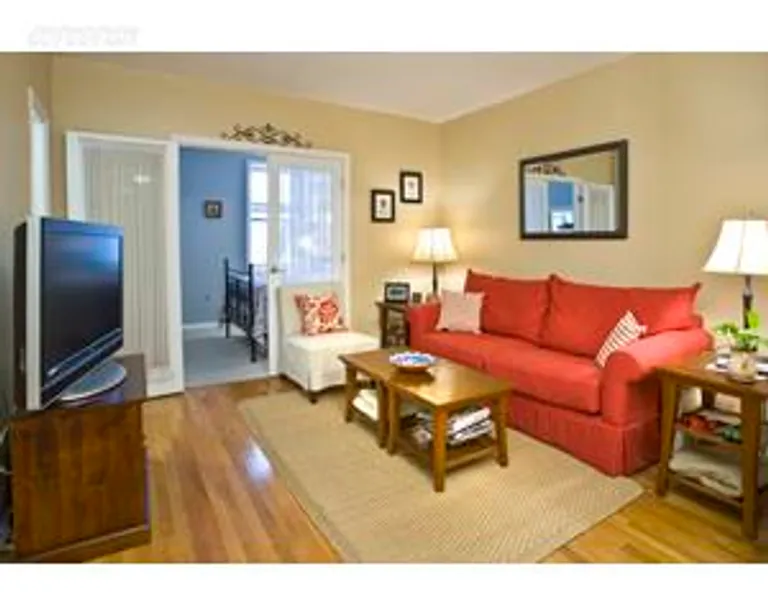 New York City Real Estate | View 242 East 38th Street, 4G | Living Room | View 3
