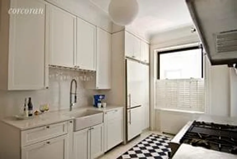 New York City Real Estate | View 490 West End Avenue, 2F | room 2 | View 3