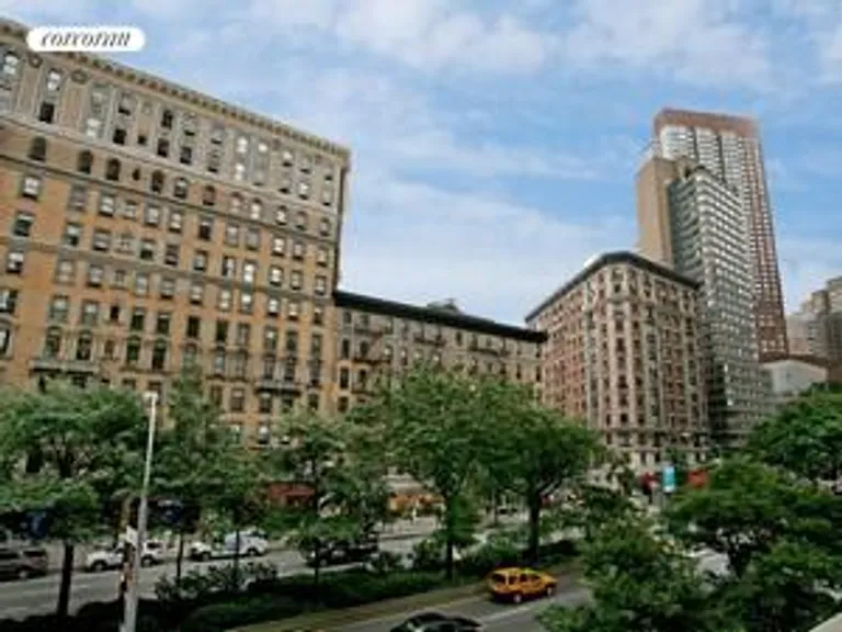 New York City Real Estate | View 2025 Broadway, 3G | room 2 | View 3