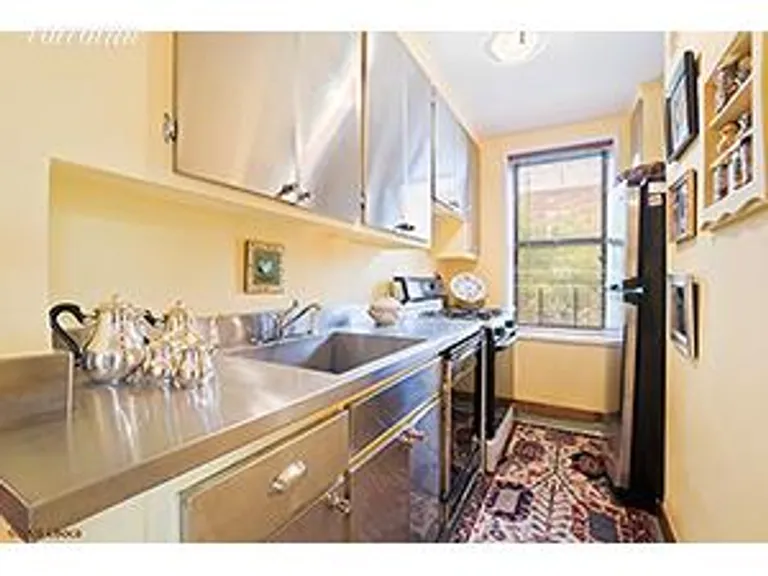 New York City Real Estate | View 350 BLEECKER STREET, 4G | Kitchen | View 2