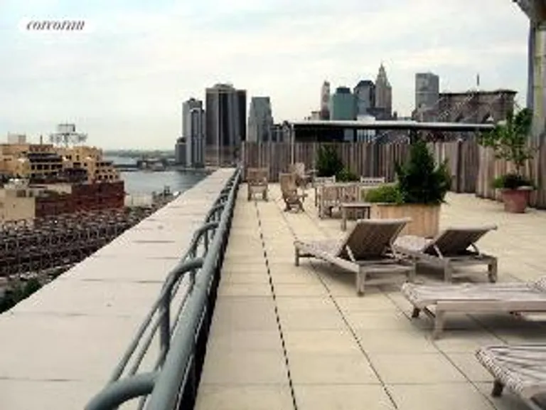 New York City Real Estate | View 30 Main Street, 4D | room 8 | View 9