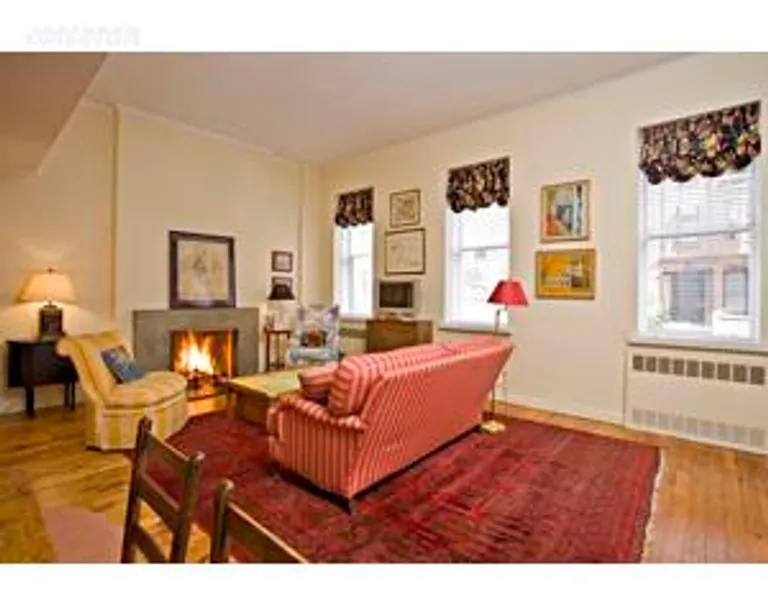 New York City Real Estate | View 64 East 91st Street, 2 | 2 Beds, 2 Baths | View 1