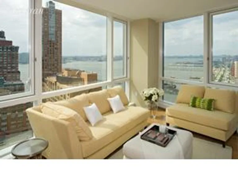 New York City Real Estate | View 200 Chambers Street, 23C | room 1 | View 2