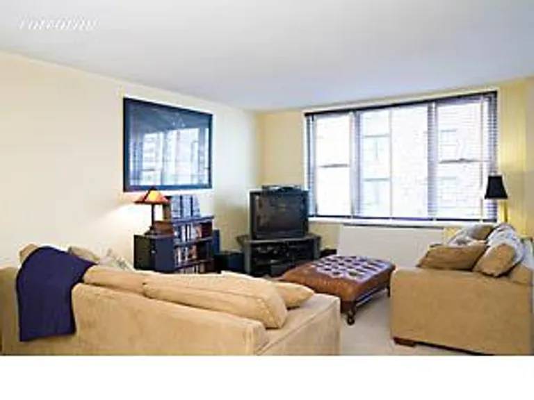 New York City Real Estate | View 137 East 36th Street, 6J | 1 Bath | View 1