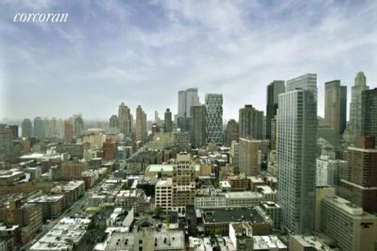New York City Real Estate | View 350 West 50th Street, PH3D | room 6 | View 7