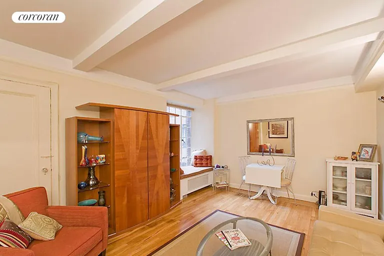 New York City Real Estate | View 333 East 43rd Street, 711 | room 1 | View 2