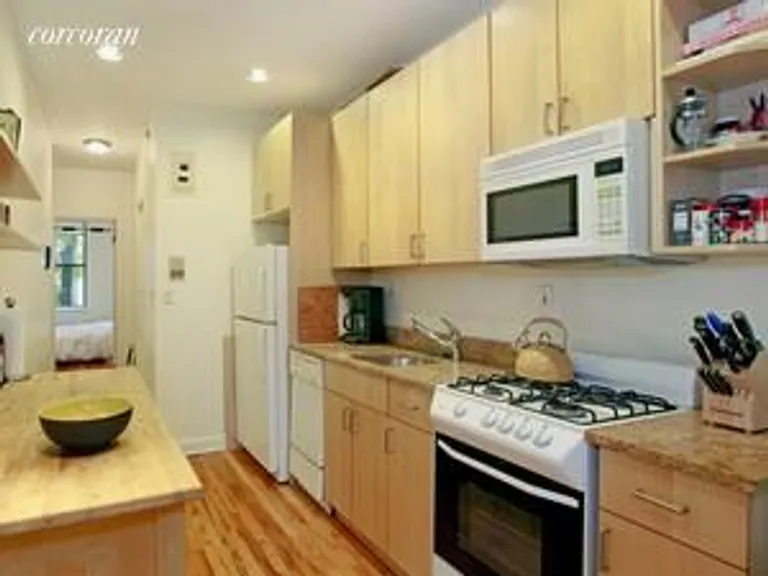 New York City Real Estate | View 94 Wyckoff Street, 2R | room 2 | View 3