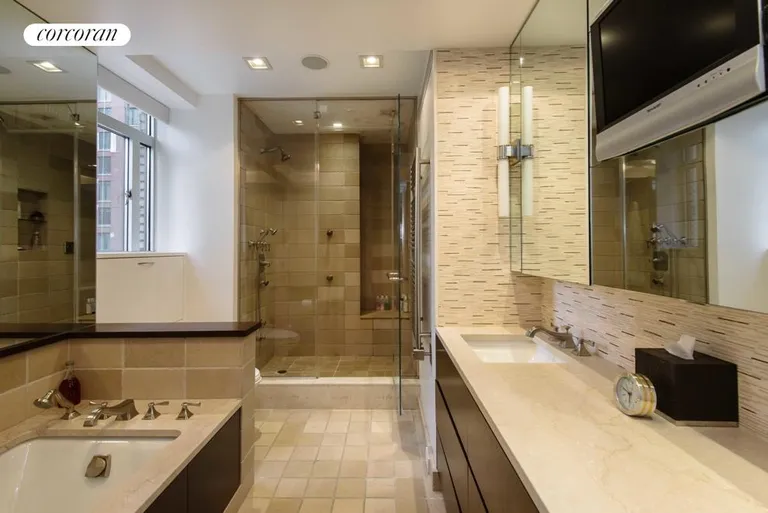 New York City Real Estate | View 25 Central Park West, 15T | Master Bathroom | View 7